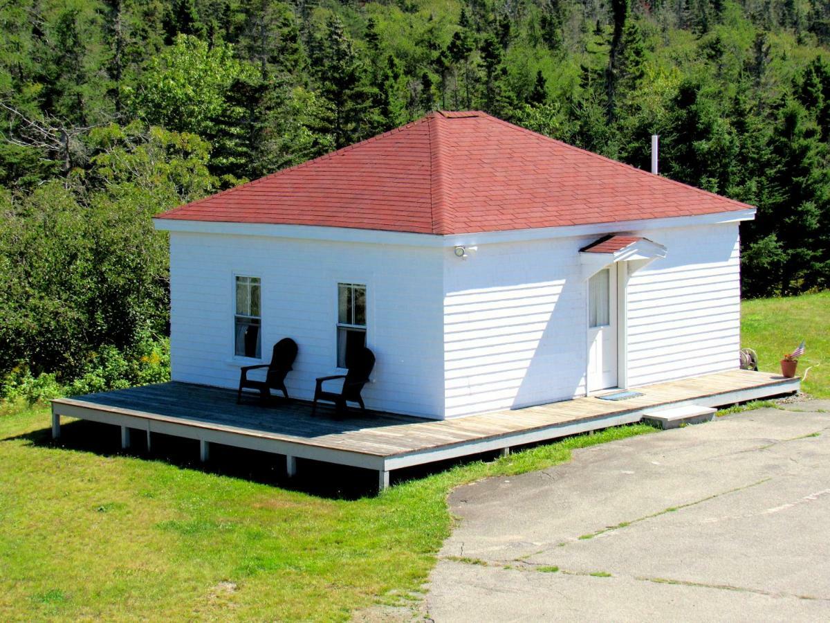 Отель West Quoddy Station Llc Lubec Экстерьер фото